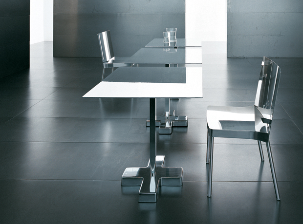 Harrys bistro table in polished aluminium, designed by Luciano Bertoncini